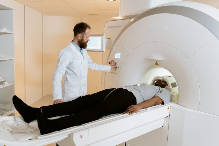 CAT Scan vs MRI: What Is the Difference?